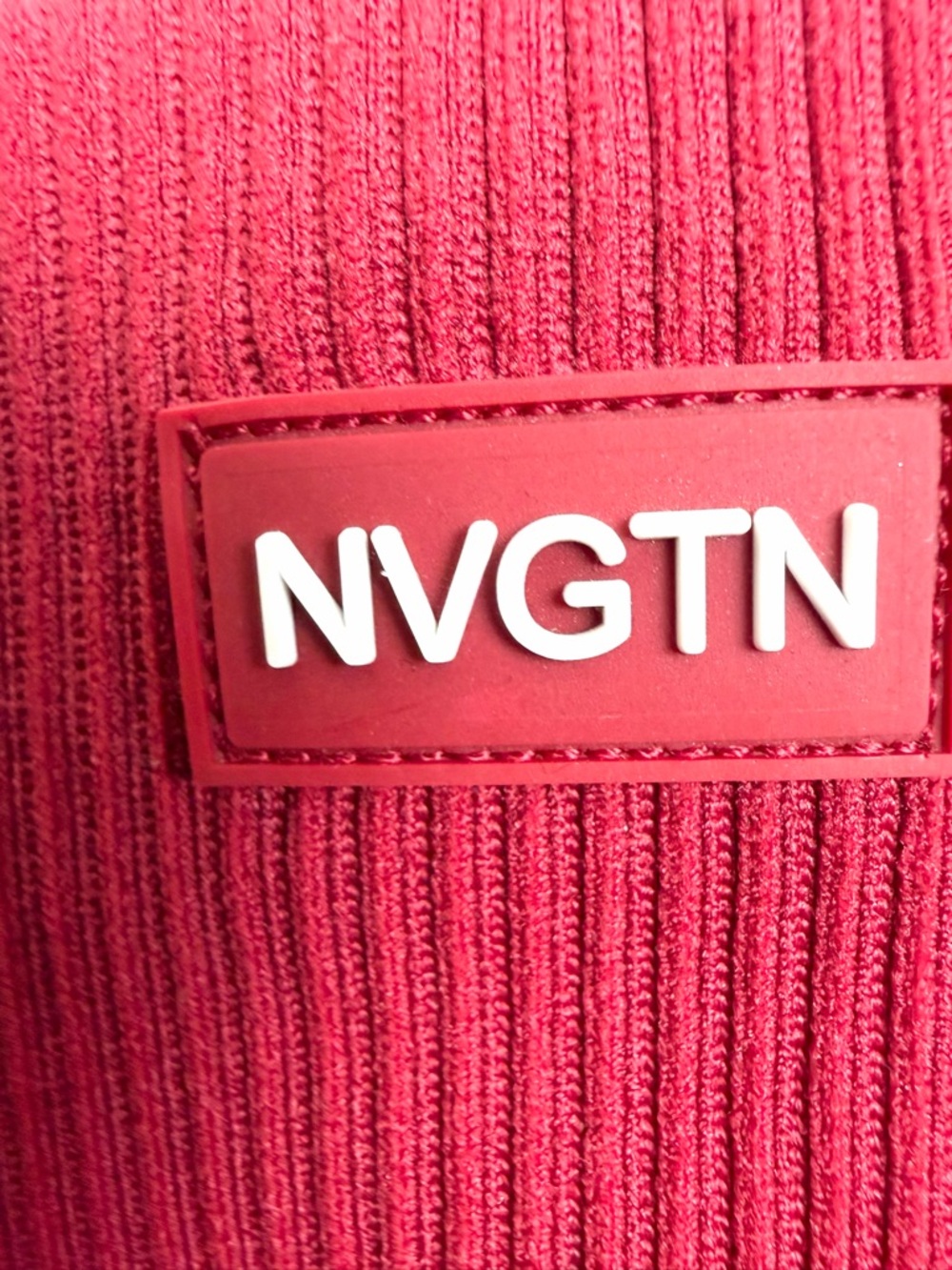 NVGTN Hot Pink Flared Leggings - Picture 4 of 9